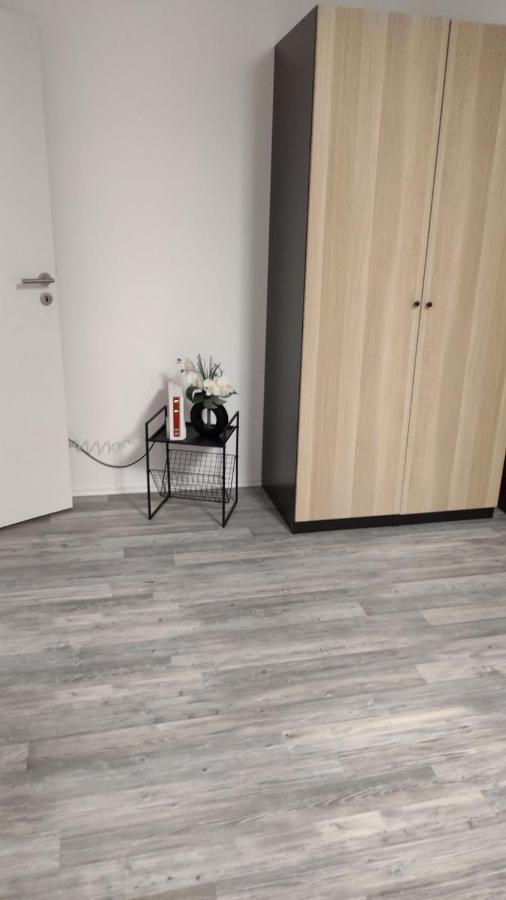 Estrella24 Living Rooms Chicago Remscheid Exterior photo